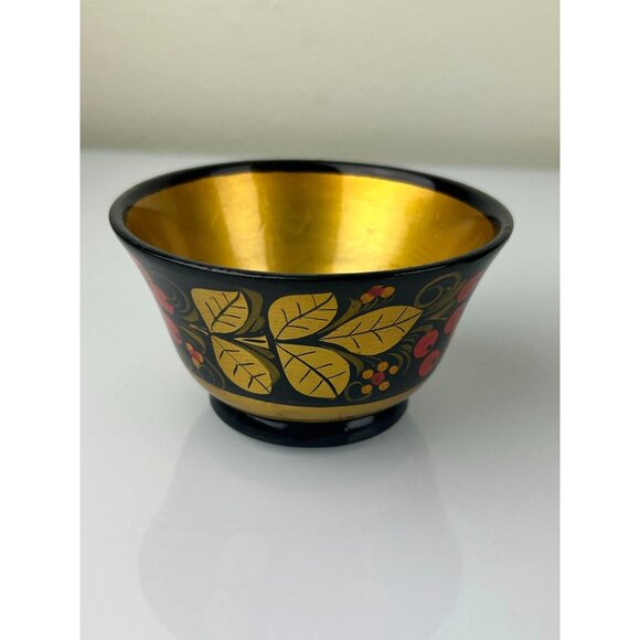 Vintage USSR Russian Wooden Lacquered Small Bowls Set of 2 Red Berries Gold Blck - Picture 6 of 16